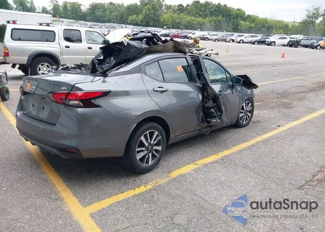 2021 Nissan Versa Sv Xtronic Cvt z USA, uszkodzony, nr VIN 3N1CN8EV4ML890581